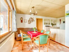 Charming Holiday Home in Neustadt am Rennsteig with Sauna - Image 2