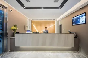 Home Inn Style Shanghai Lujiazui Yaohan - Image 2