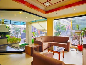 Highland Park - Image 3