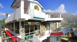 Hotel Lake Inn - A Luxury Lake View Hotel - Image 4