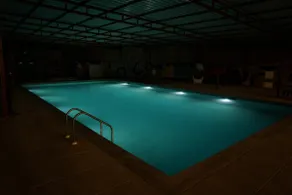 Cozy Retreat with Pool, Gym & Pickleball - Image 3