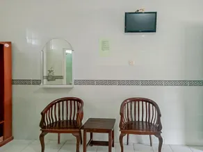 RedDoorz Syariah @ Hotel Sidomulyo Pacitan - Image 2
