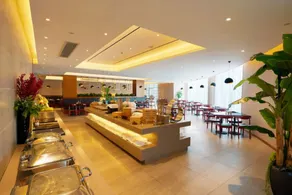 Yitel Shanghai National Convention and Exhibition Center Qingpu Huaxin - Image 2