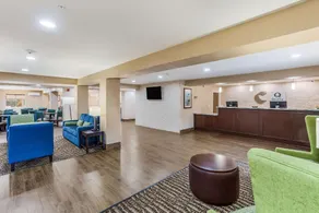 Quality Inn Charleston South - Image 4