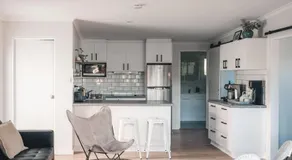 Little Roaring Beach Shack - Image 2