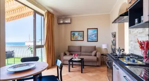 I Faraglioni Comfort Rooms - Image 3