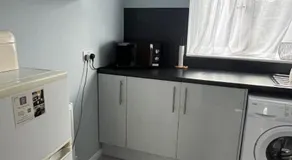 Oakfield Apartment - Image 3