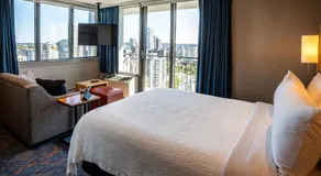 Blue Horizon Hotel - Image 2