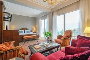 Santa Beach Hotel - Image 2