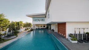 La Vie Hotel Juru - Image 2