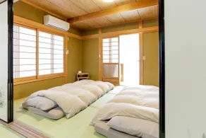 関空から１時間
【貸切】自然に囲まれた一軒家。手作り朝食付きゆったり11時まで・安心のホスト滞在型 - Image 2