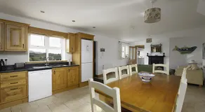 Rhea Holiday Home Kilcrohane by Trident Holiday Homes - Image 5