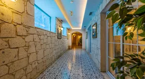 Avlu Alaçatı Boutique Hotel - Image 3
