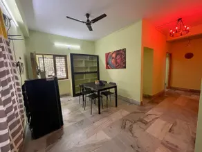 Beautiful 2bhk with free parking - Image 4