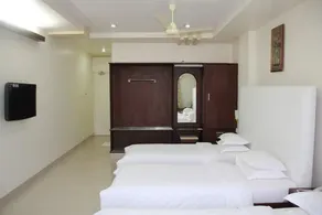 Hotel Grand Arya - Image 2