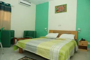 Sun Set Hotel - Image 3