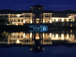 Golden Elephant Hotel - Image 2