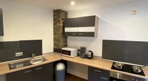 Vintage Apartment - Image 3
