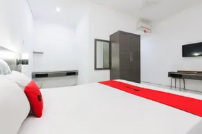RedDoorz Syariah near Q-Mall Banjarbaru - Image 2