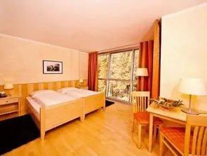 Aktiv & Genusshotel Lodenwirt - Image 2