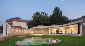 Gillham Vineyard Hotel - Image 3