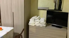 Airport Bedroom House - Image 4
