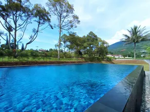 Lenirra Villa & Resto - Image 3