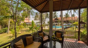 Coral Hotel Bangsaphan - Image 4