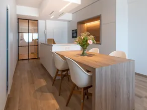 Luxurious apartment with stunning sea view - Image 4