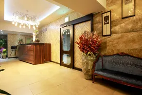 W Hotel - Image 3