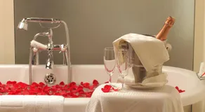 Le Petit Village Boutique Hotel & Spa - Image 5