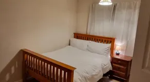 A cozy One Bedroom in a 2 bedroom flat - Image 5