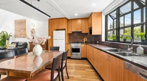 Balmain Retreat - 2BR + Study - Image 2