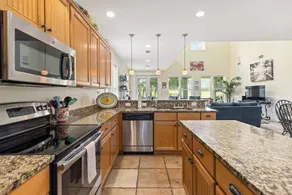1337 Laurel Grove home - Image 3