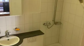 1 Flat-Room Bern - Image 5