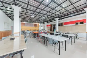 Urbanview Hotel Syariah 99 Banjarbaru by RedDoorz - Image 4