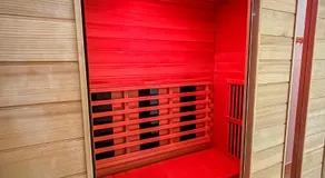 Évasion détente avec Jacuzzi Sauna & Billard - Image 5