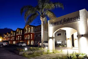 Howard Johnson Villa Carlos Paz - Image 4