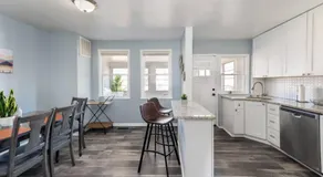 3BR home near Heritage Park - Image 4