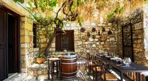 Traditional Creta stone house in serenity village - Image 2