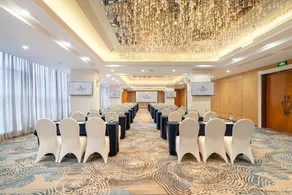 Rezen Grand Hotel Chengdu Shuangliu Airport - Image 2
