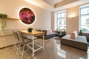 Starlight Suiten Hotel Renngasse - Image 2