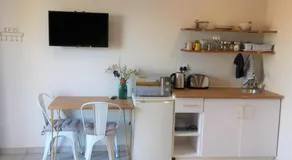 Nini's guest units - Image 4