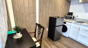 Compact,1BR Guesthouse Studio - Image 4