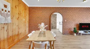 Charming Family Retreat with Arcade - Glenunga - Image 3