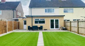 Modern family home with driveway parking - Image 4
