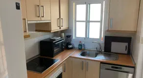 Apartamento con jardín y piscina en el faro de calaburras - Image 4