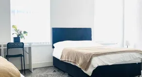 Room near Anfield Stadium - Easy Check-in - Image 2