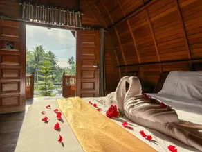 THE CHAPEL TROPICAL VIEW - Image 4