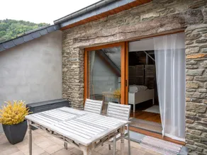 Spacious holiday home in Vresse-sur-Semois with terrace - Image 4